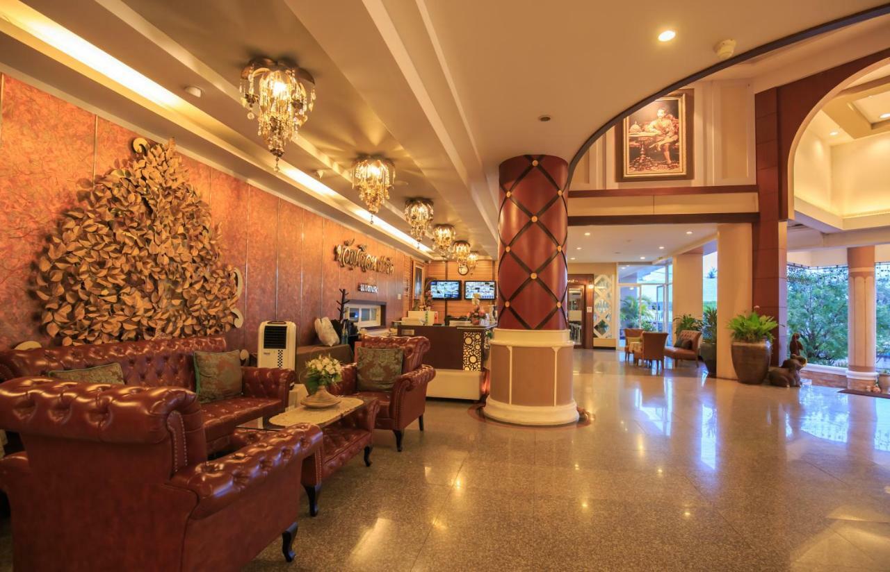 Kwan Ruen Park Hotel Nakhonratchasima Екстериор снимка